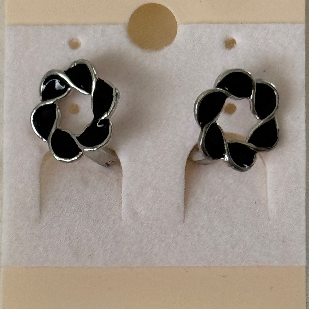 Floral Huggie earrings